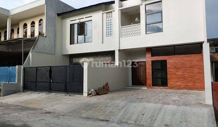 Rumah 2 Lantai Baru Unfurnished SHM di Margahayu Raya, Bandung 2