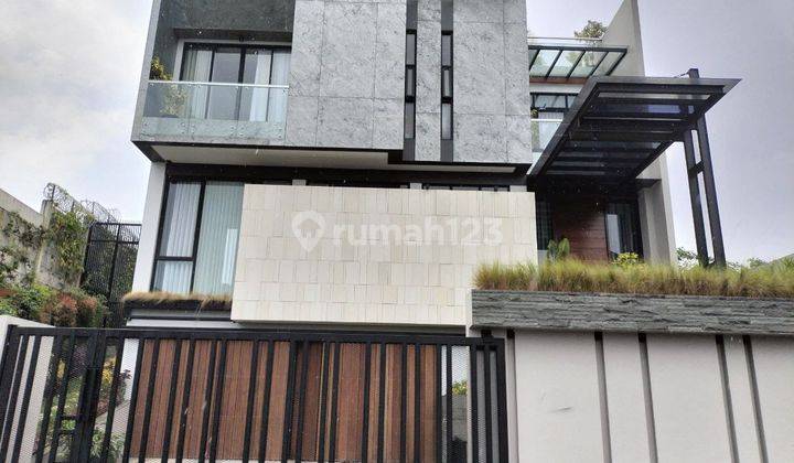 Rumah Semi Villa Dengan Private Pool Full Furnish SHM di Citra Green Dago Bandung Utara 1