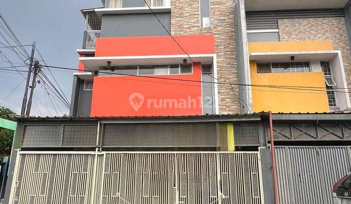 Rumah Ruko 3 Lantai Baru Unfurnished SHM di Sayap Jamika Kota Bandung, Bandung 2