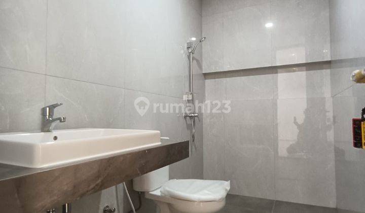 Kav 162 Rumah Baru 3 Lantai Modern di Kawasan Exclusive Setra Duta Bandung 2