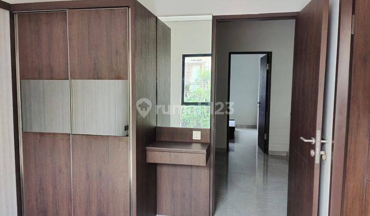 Rumah Baru 2 Lantai Semi Furnished SHM di Pasteur, Bandung 2