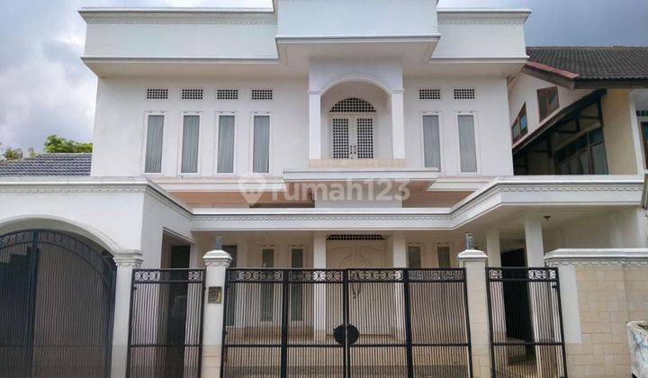 Rumah 3 Lantai Baru Semi Furnished SHM di Cigadung, Bandung 1