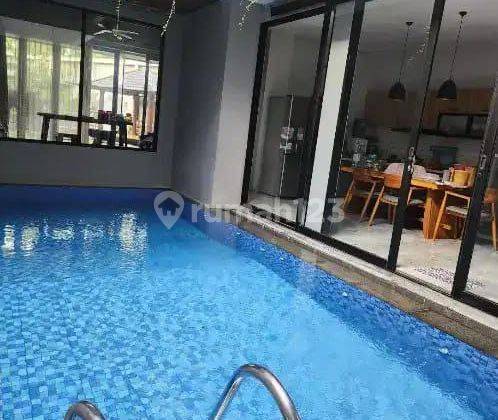 Rumah Tropis Modern 2 Lantai Dengan Kolam Renang SHM di Arcamanik, Bandung 2