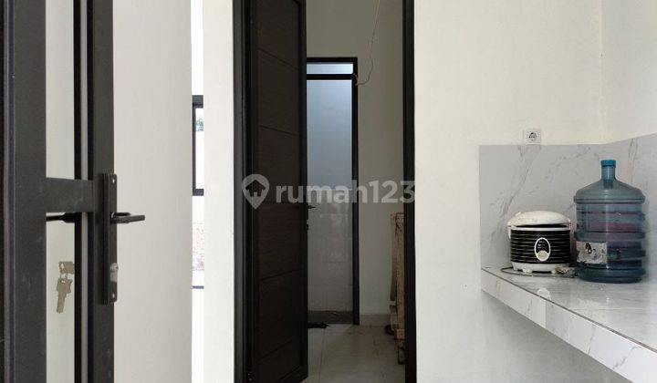 Rumah 2 Lantai Baru Unfurnished SHM di Setiabudi, Bandung 2