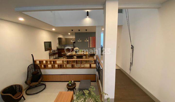 Rumah 2 Lantai Baru Minimalis Full Furnished SHM di Sayap Bkr, Bandung 2