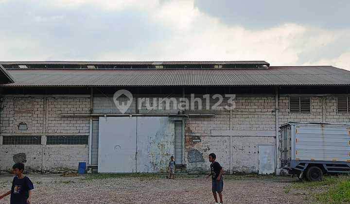Gudang Jurumudi Bangunan 1.500m2