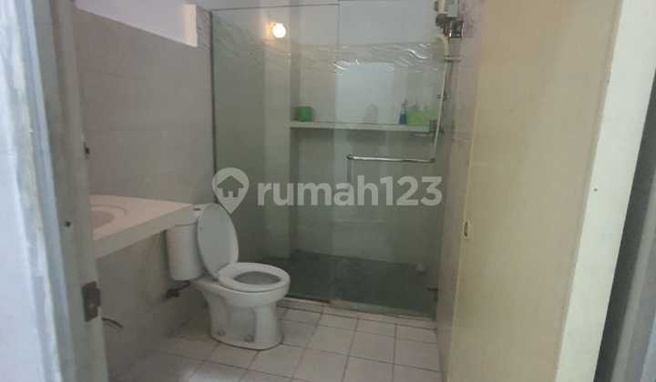 Strategic Jelambar Baru Commercial House 2