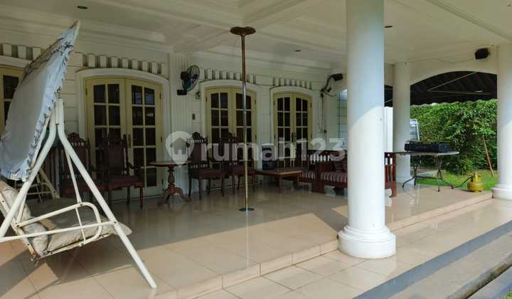 Luxurious Home Karawaci 1,200 m² 2