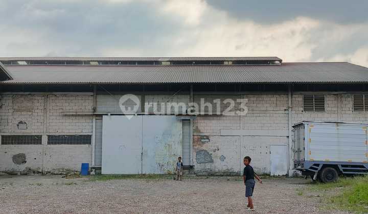 Gudang Jurumudi Bangunan 2.100 M2  1