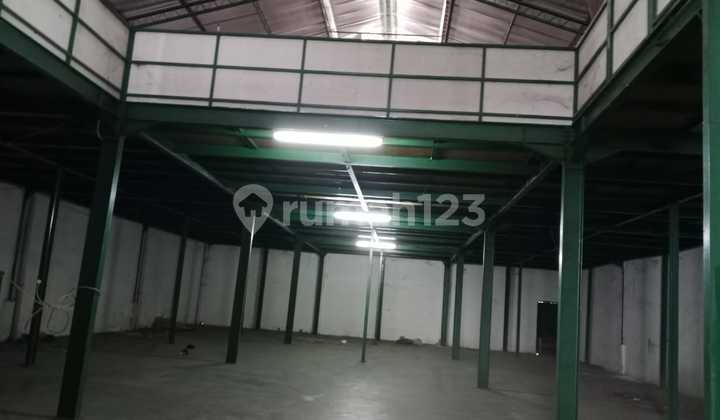 For Sale: Good Warehouse Ready to Use