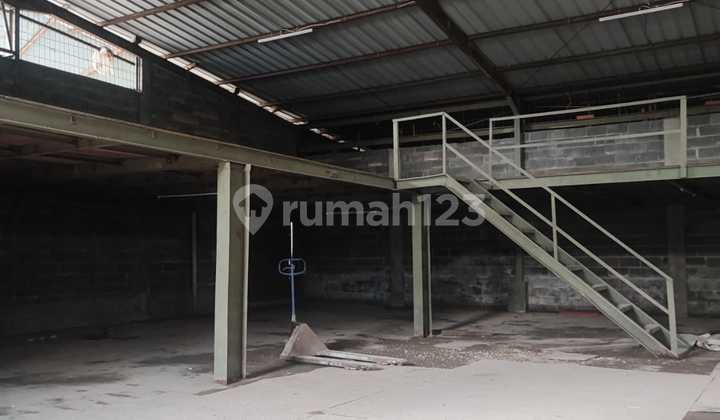 Good Warehouse 2 Floors With Mezzanine Jurumudi Benda Container Access LT 600M2 Tangerang