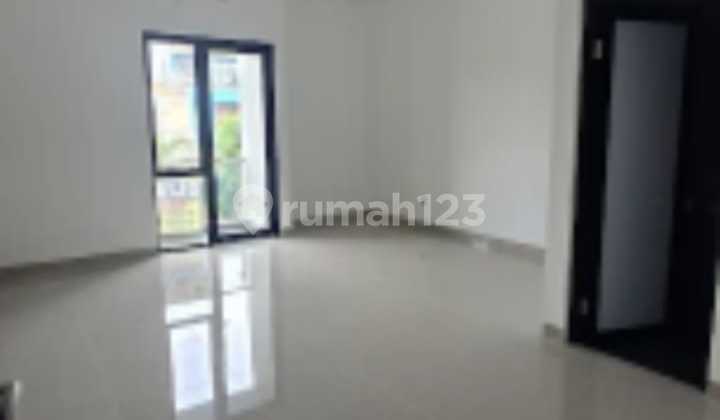 Beautiful House New Building SHM Meruya Land Area 125M2 West Jakarta 2