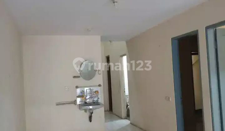 Nice 2-Story House, Semanan Beautiful Garden, Land Size 6x15m², West Jakarta Nice 2-Story House, Semanan Beautiful Garden, Land Size 6x15m², West Jakarta