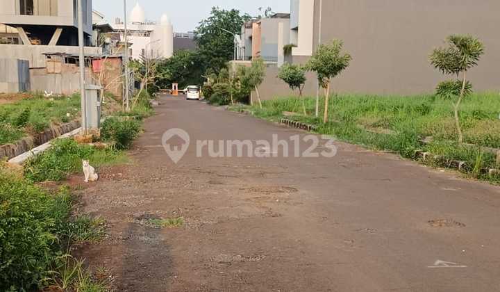 Lahan Strategis Kebon Jeruk KT 10X25m2 Jakarta Barat