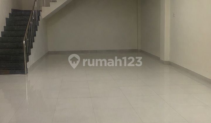 Gudang Bagus Rapi Jurumudi LT 2200M2 Tangerang