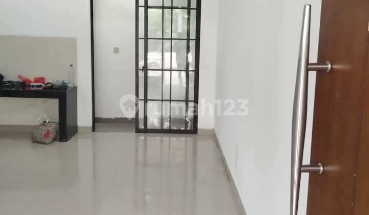 Dijual Rumah Green Lake City East Asia Luas 4x12m2 Jakarta Barat 1