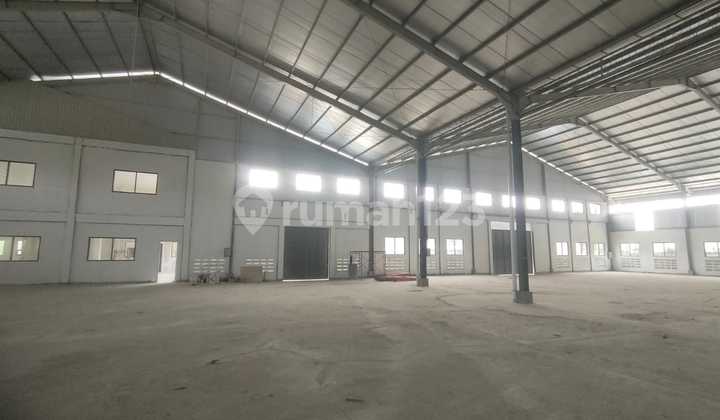 Gudang Baru Siap Pakai Strategis Banget ! Akses Kontainer 40' Dekat Tol Lt 4745M2 Tangerang