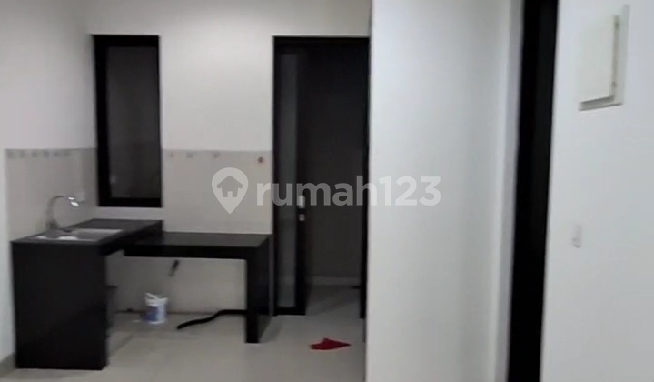 Green Royal Condo House Lantai 1 5X10m2 Jakarta Barat