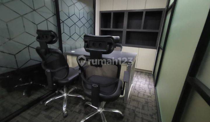 Kantor LUX full Furnished Dijual LT 64m2 Jakarta Selatan 1