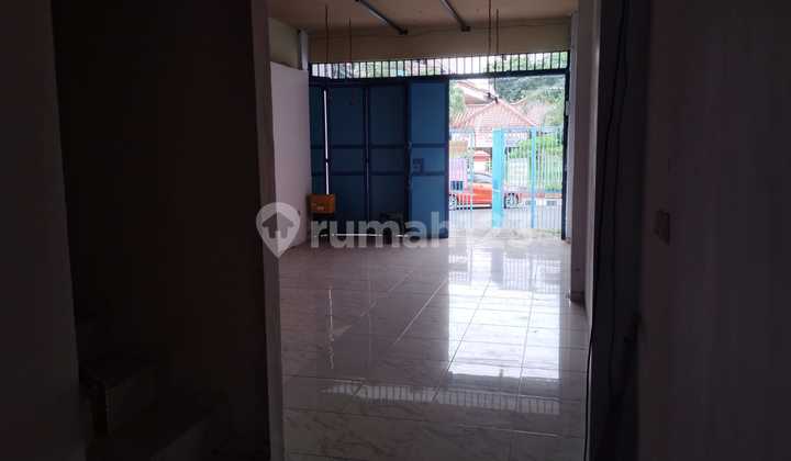 Nice 2-Story Shop House Ground Floor 5x24m² Tangerang