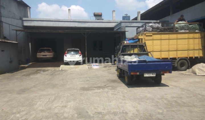Good Warehouse SHM Container Access Area 1088M2 West Jakarta