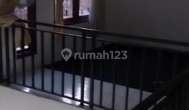 Rumah Bagus Di Bsd Lt 600m2 Tangerang