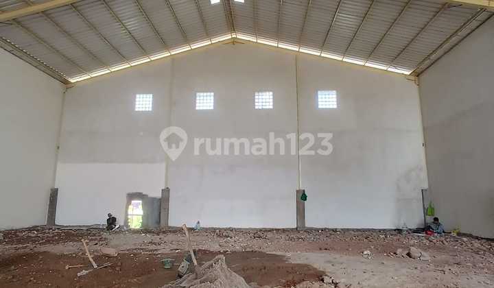 Warehouse Lot Dpr With Office Floor 800m2 Tangerang