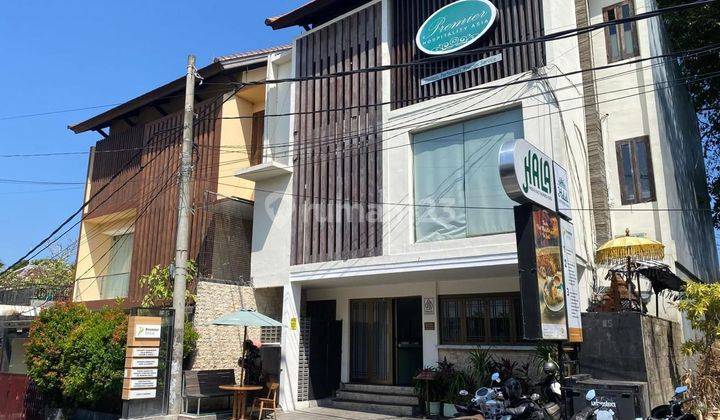 25 YEARS LEASEHOLD 3 FLOOR BUILDING  IN PREMIUM  LOCATION  UMALAS 2