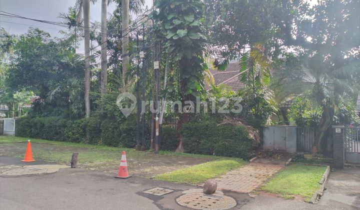 Rumah Bagus 2 Lantai Area Selong Dekat Senopati, Senayan