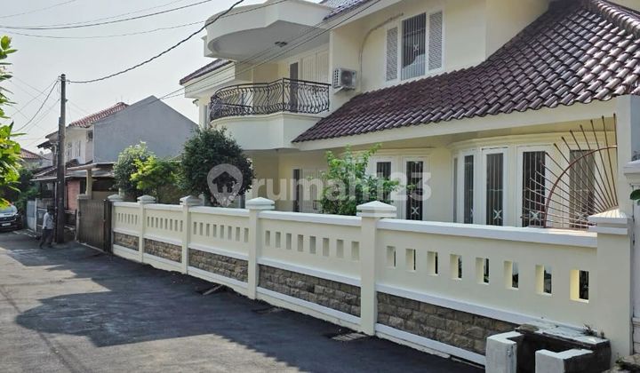 For sale.2-story house.renovated.in.mega.cinere housing estate Depok
