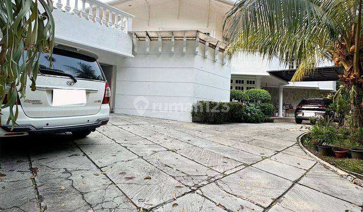 Dijual Rumah 2 Lantai Bangunan Lama Masih Kokoh Di Area Selong Dekat  Senayan Dan Scbd 2