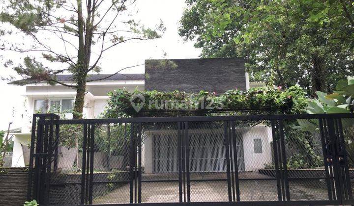 Dijual Rumah Mewah 2 Lantai Dengan View Golf Yg Bagus Di Sentul City 1