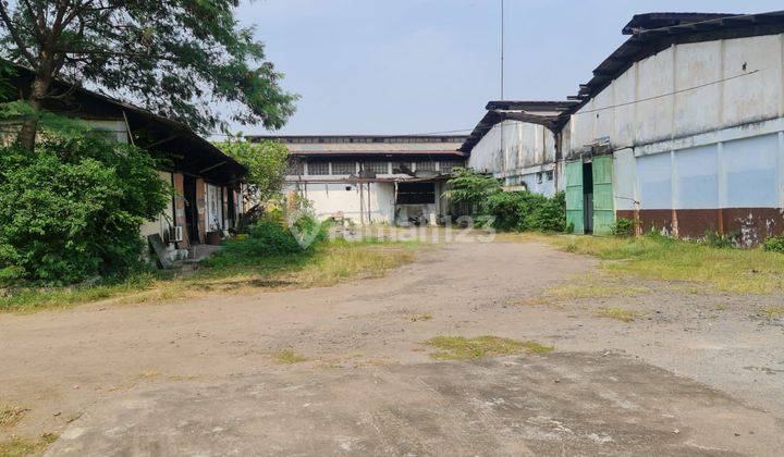 GUDANG  DI JALAN RAYA BEKASI PULO GADUNG 1