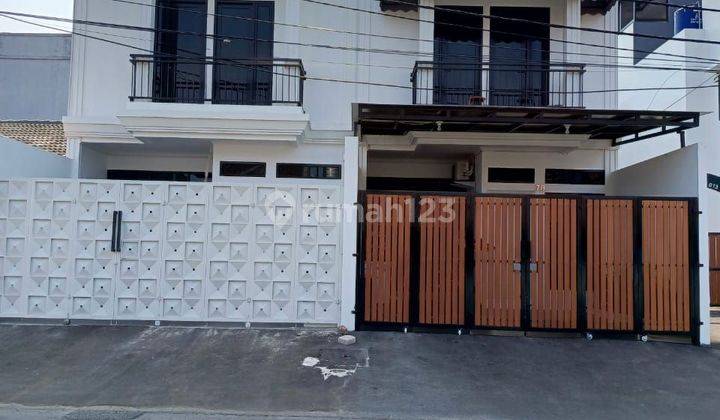 Dijual Rumah 2 Lantai Lokasi Strategis Dekat Rumah Sakit Islam 1