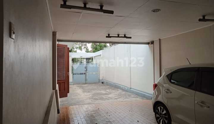 Rumah Murah Di Sayap Dago, Lokasi Strategis Dan Prestigious, Shm 7