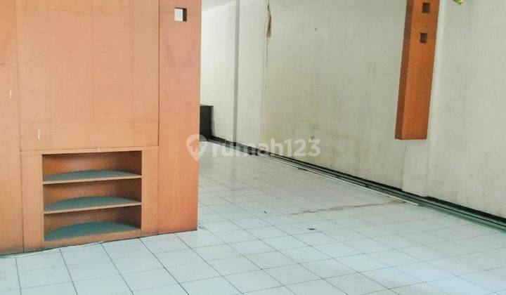 Dijual Atau Disewakan Ruko 3 Lantai, Lokasi Ramai Dan Strategis Di Jalan Astana Anyar Bandung. 1