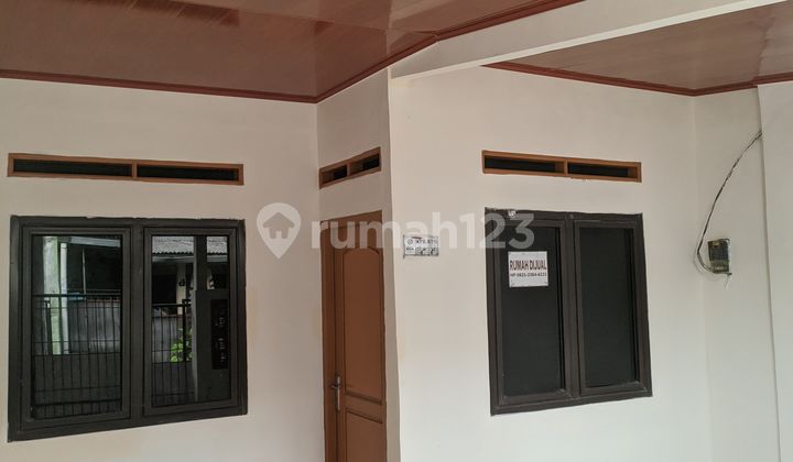 For Sale New Minimalist House Renovated in Megasentul Alamanda.