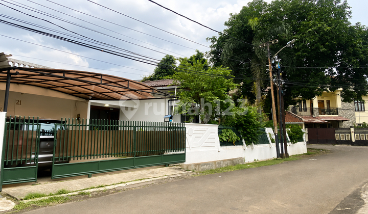 Rumah Hoek di Bawah NJOP Dlm Komplek Loka Indah Warung Buncit Mampang Jakarta Rumah Hoek di Bawah NJOP Dlm Komplek Loka Indah Warung Buncit Mampang Jakarta