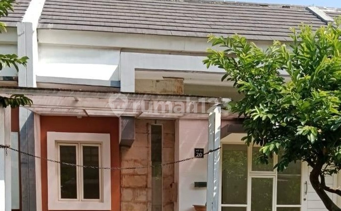 tampak depan rumah minimalis rancamaya golf estate