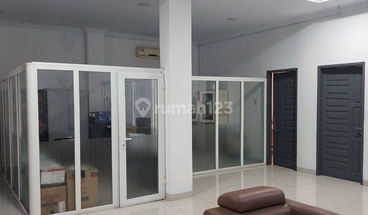 Gedung Kantor Medan 2