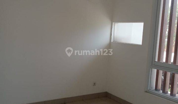 Rumah Hook Citra Raya Cluster Granada 2 Lantai 2