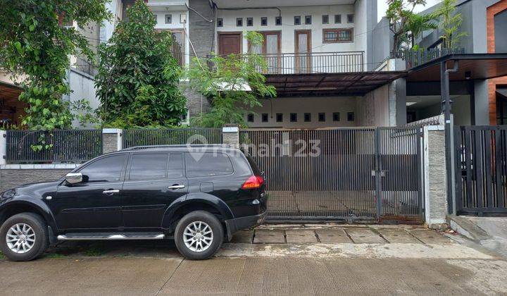 Rumah Mewah Dijual Type American Style 2 Lantai Lt/250m² Dengan Lokasi Strategis Di Jakarta Barat 2