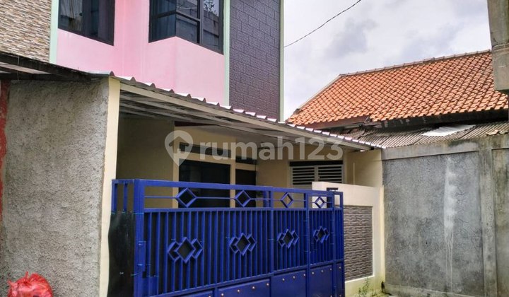 Dijual Rumah Kokoh Dua Lantai di Daerah Elit Jaksel