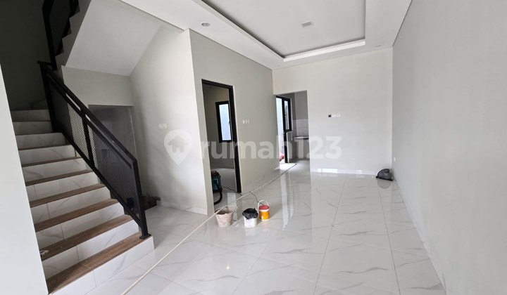 Dijual Cluster Baru Dua Lantai Di Daerah Elit Jakarta Timur