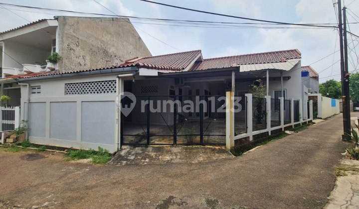 Dijual Rumah Hook Luas Dan Asri Di Daerah Elit Jakarta Timur Dijual Rumah Hook Luas Dan Asri Di Daerah Elit Jakarta Timur