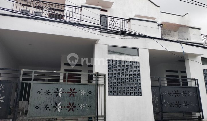 Brend New 2 Lantai Dalam Perumahan Besar Dekat Tol Dan Lrt Di Jatiwaringin