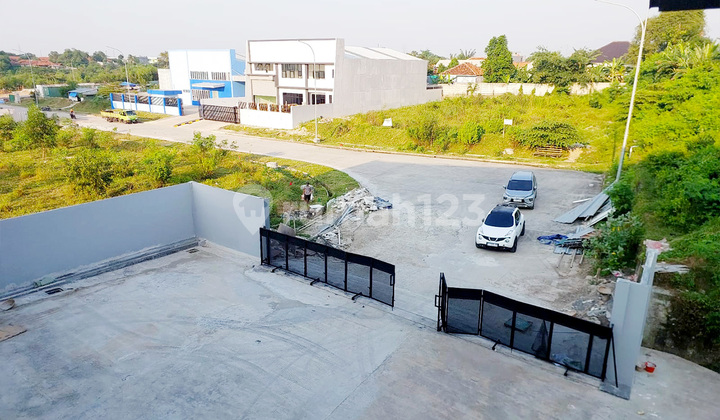 For Sale For Rent 2,300 sqm Warehouse in Delta Silicon 3 Industrial Area Lippo Cikarang