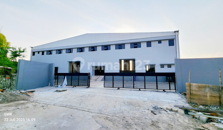 For Sale For Rent 2,300 sqm Warehouse in Delta Silicon 3 Industrial Area Lippo Cikarang