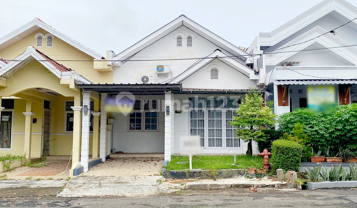 For Sale 3 BR Ready-to-Occupy House in Meadow Green Lippo Cikarang