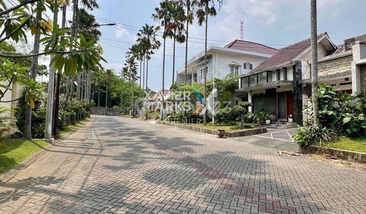 Rumah Full Furnish Ada Kolam Renang Di Lembah Dieng Malang 1